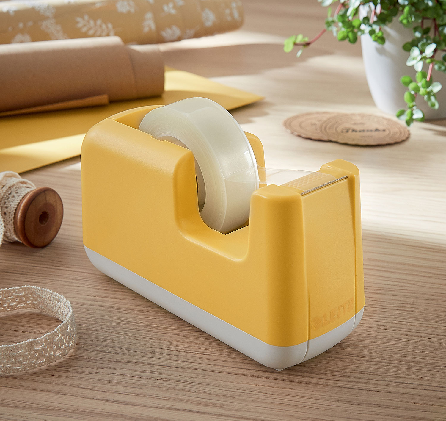 Desenrolador Fita Cola Leitz Cosy Amarelo 53670019 ( Imagem 2 de 7 ) - Preview