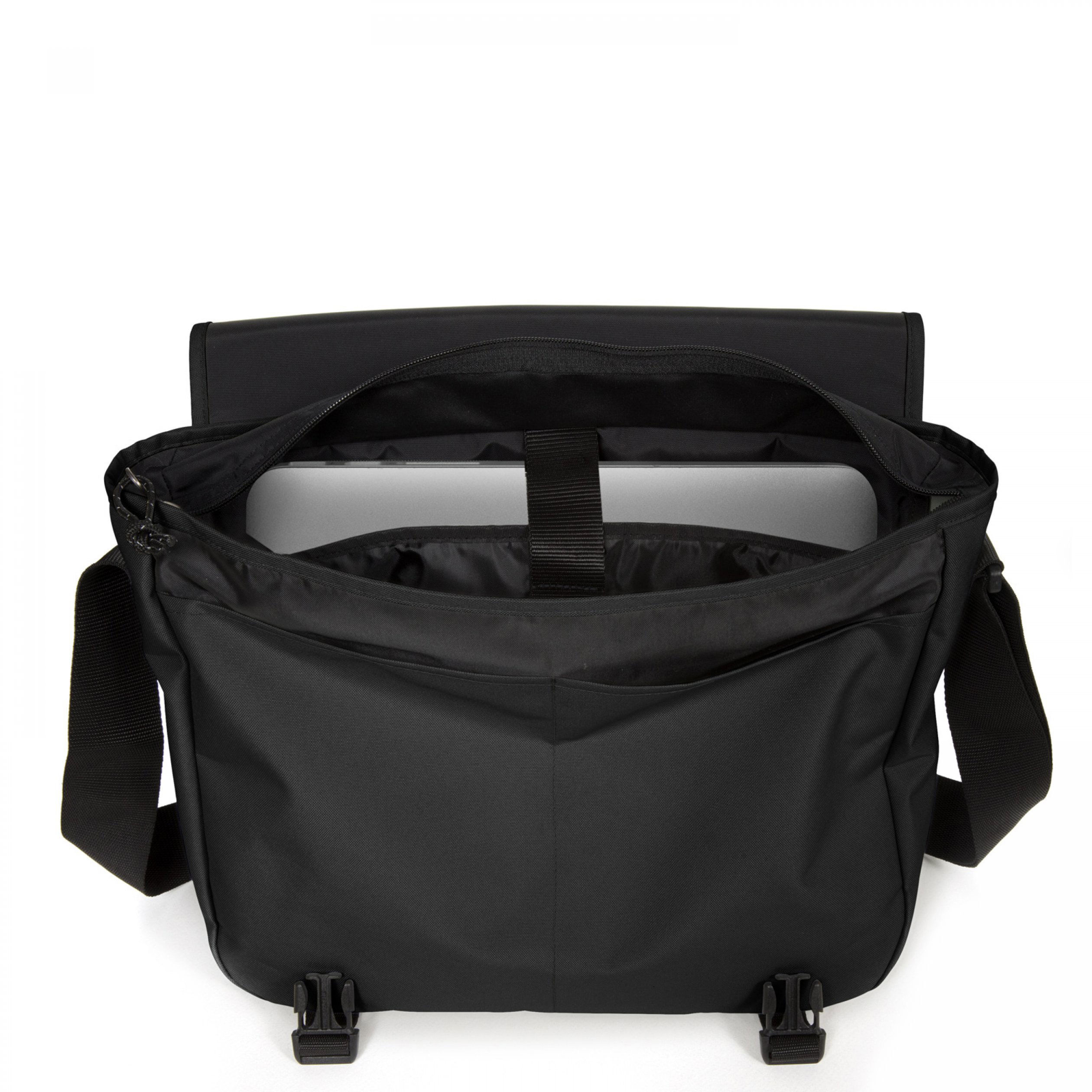 Saco Tiracolo Eastpak Delegate + Black 38,5X30,5X13Cm Ek00026E0081 ( Imagem 3 de 4 ) - Preview
