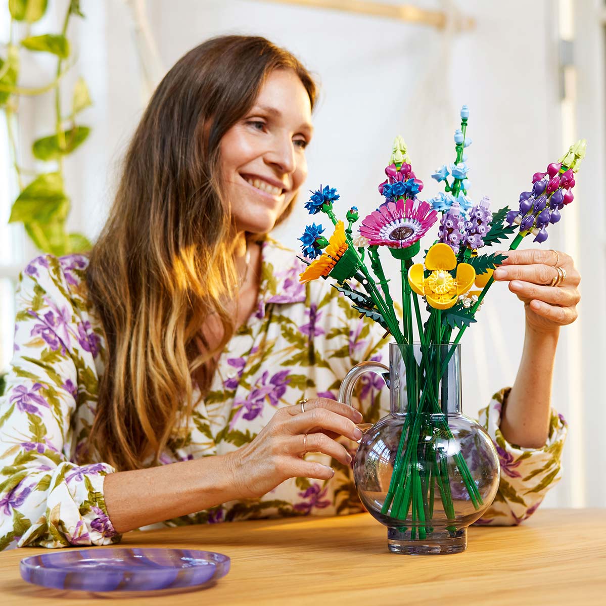 Lego Icons Buque De Flores Silvestres 10313 ( Imagem 3 de 3 ) - Preview