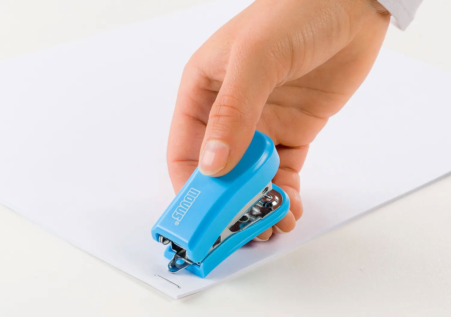 Agrafador Novus Mini Azul+1 Cx. Agrafes 24/6 ( Imagem 2 de 3 ) - Preview