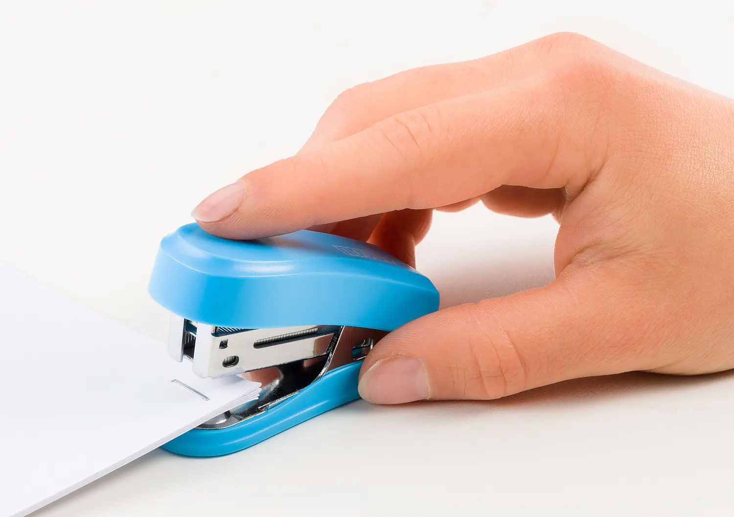 Agrafador Novus Mini Azul+1 Cx. Agrafes 24/6 ( Imagem 3 de 3 ) - Preview