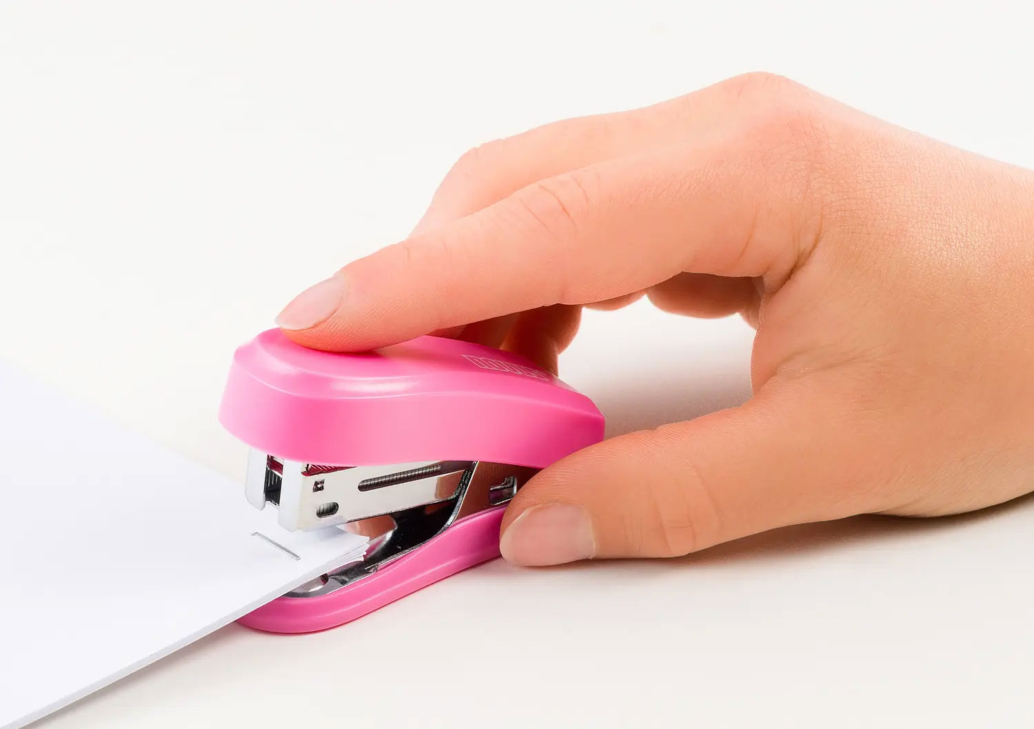 Agrafador Novus Mini Rosa+1 Cx. Agrafes 24/6 ( Imagem 3 de 3 ) - Preview