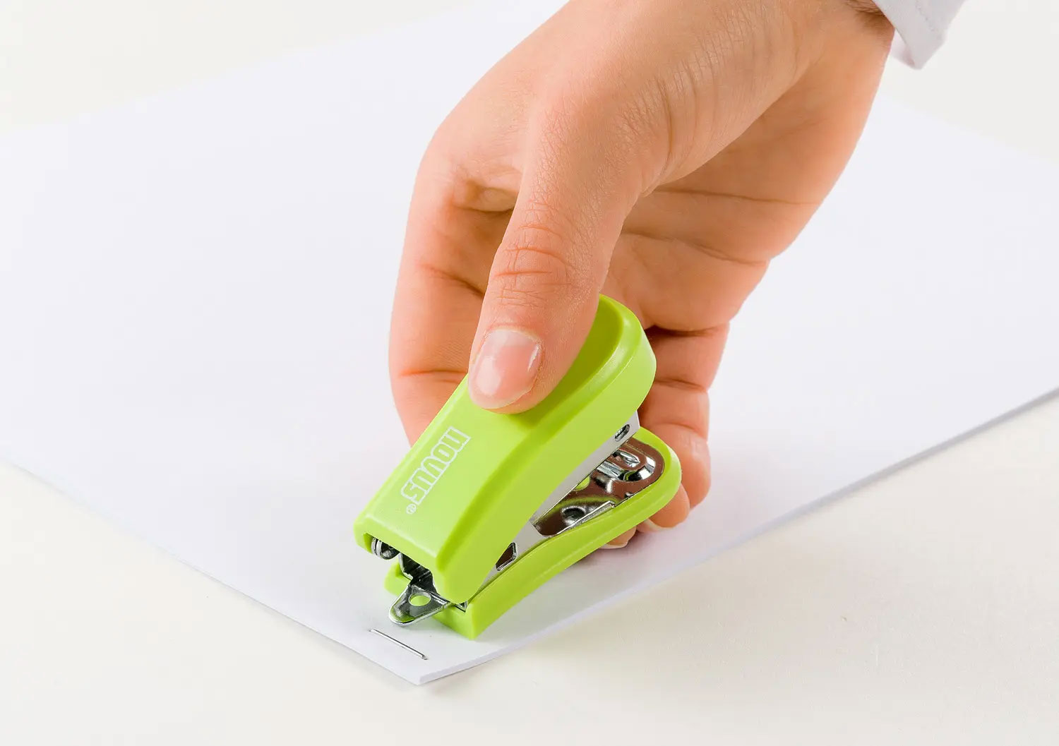 Agrafador Novus Mini Verde+1 Cx. Agrafes 24/6 ( Imagem 2 de 3 ) - Preview