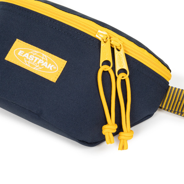 Bolsa De Cintura Eastpak Springer Kontrast Stripe Marine 16,5X23X8,5Cm Ek0000745O81 ( Imagem 4 de 4 ) - Preview