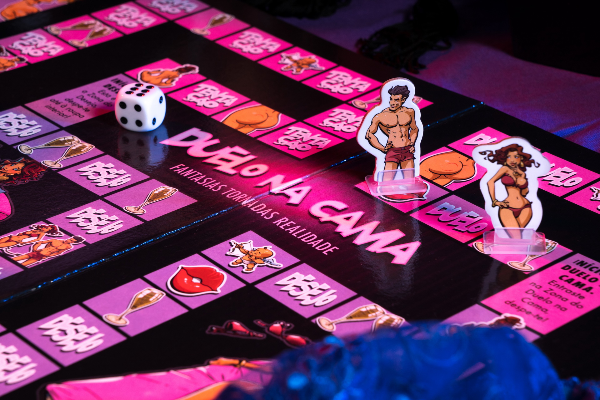Jogo Duelo na Cama (+18) ( Imagem 3 de 5 ) - Preview