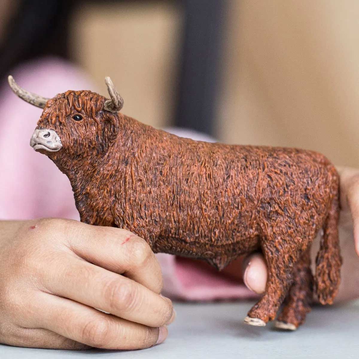 Touro Das Terras Altas Schleich Farm World 13919 ( Imagem 2 de 2 ) - Preview