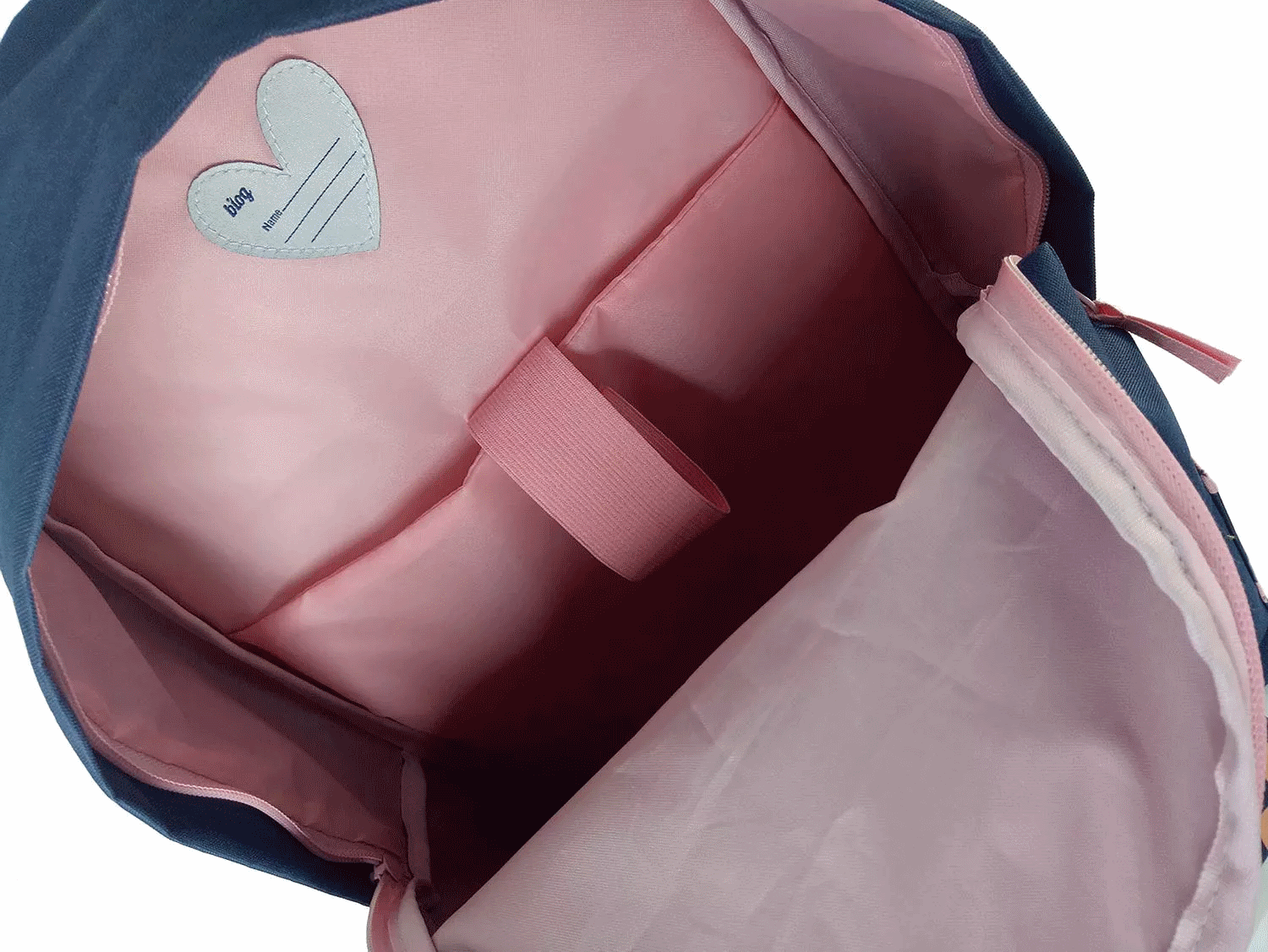Mochila Escolar Clássica B'LOG HEARTS ( Imagem 3 de 4 ) - Preview