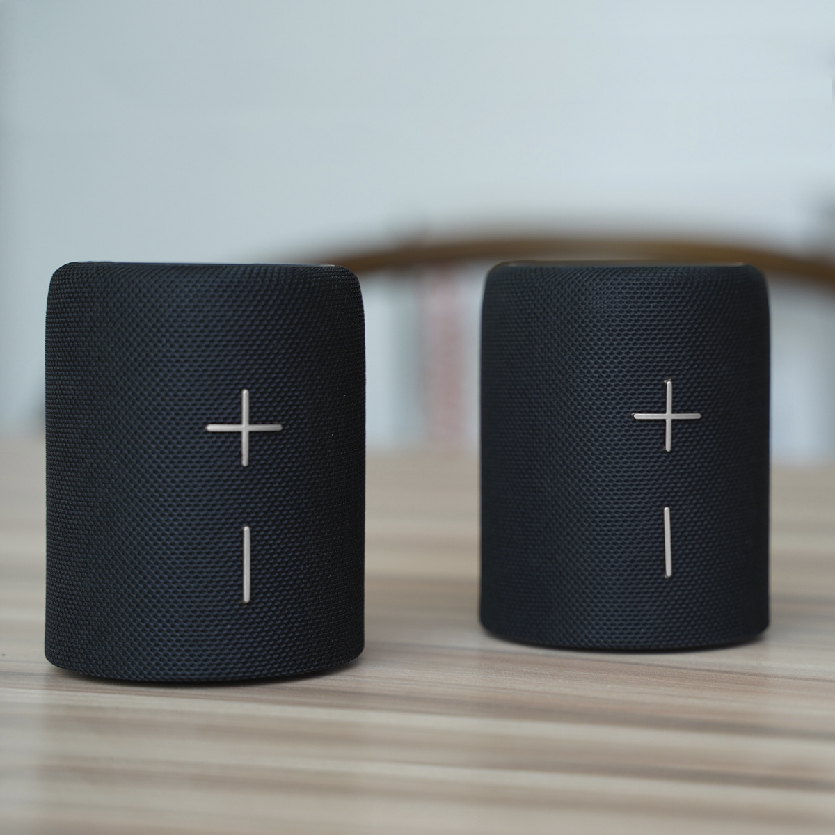 Coluna Bluetooth PRIXTON Aloha Lite divisível em dois (20 W - Preto) ( Imagem 2 de 4 ) - Preview