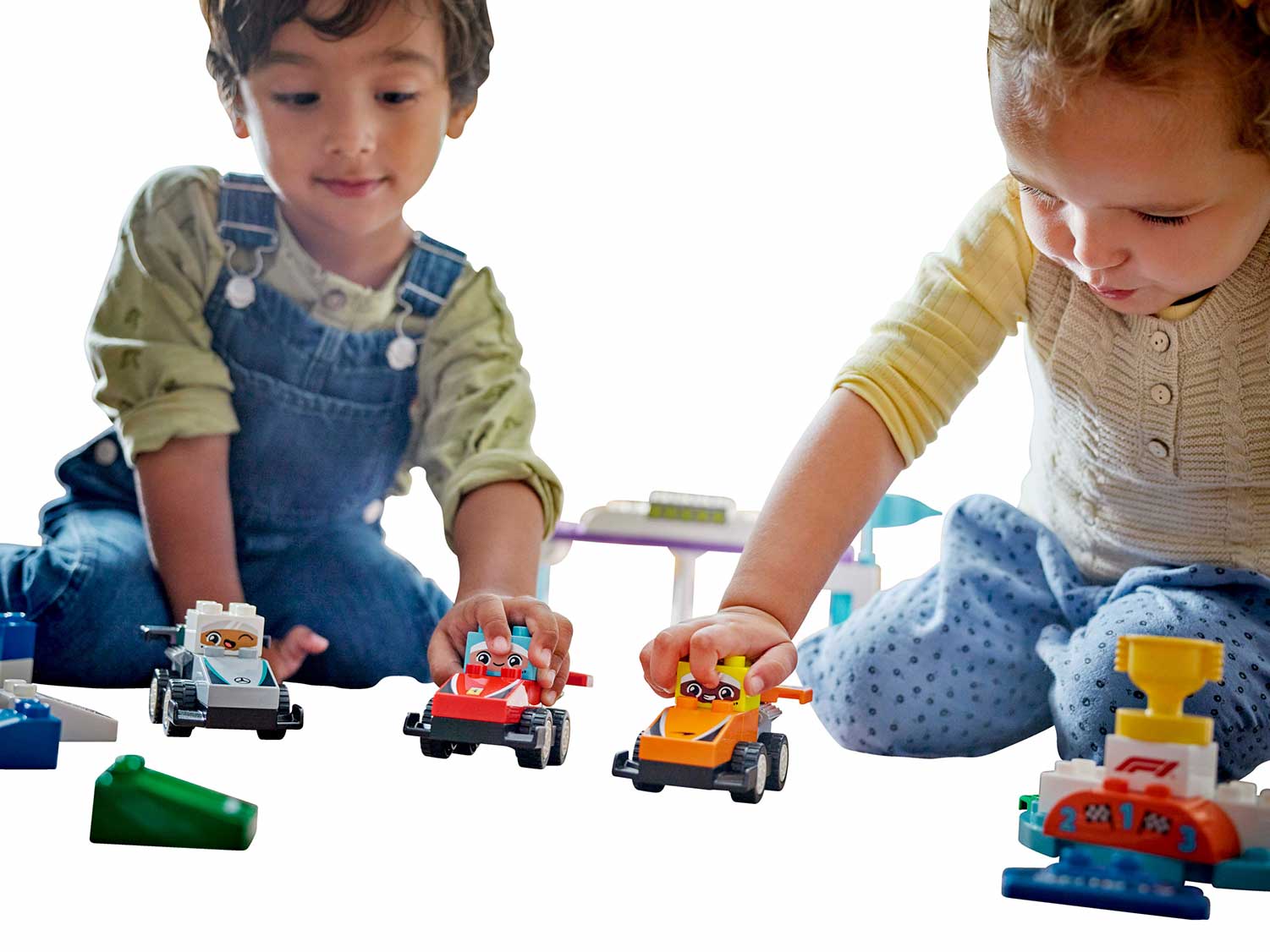Lego Duplo F1 Carros E Pilotos Das Equipas 10445 ( Imagem 3 de 4 ) - Preview