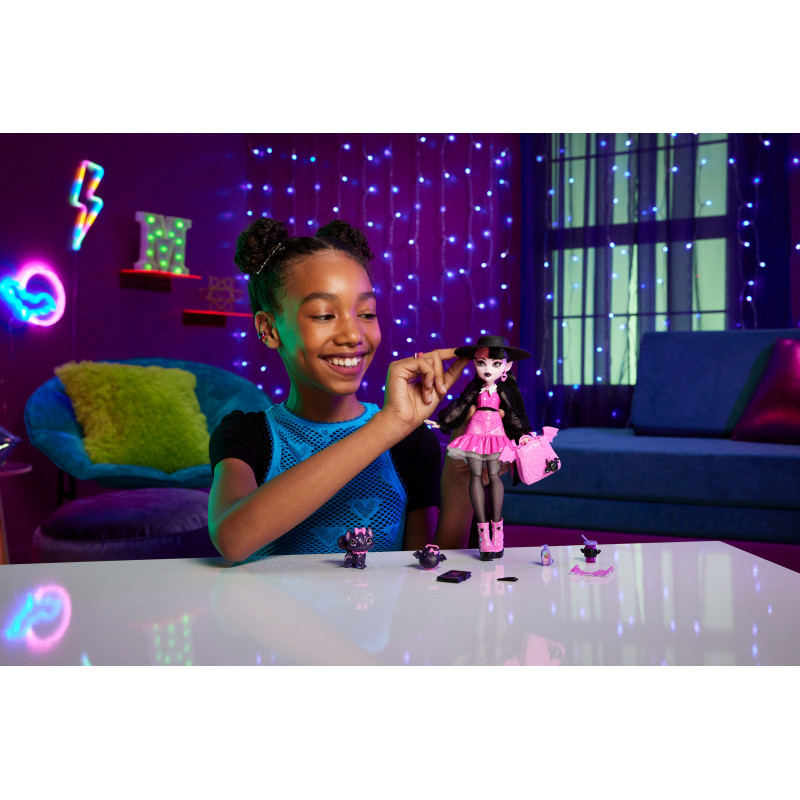 Monster High - Draculaura HRP64 ( Imagem 3 de 4 ) - Preview