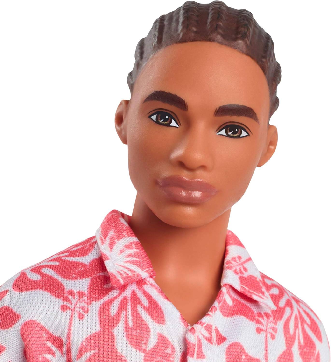 Barbie Fashionistas Ken - com Macacão Havaiano ( Imagem 3 de 4 ) - Preview