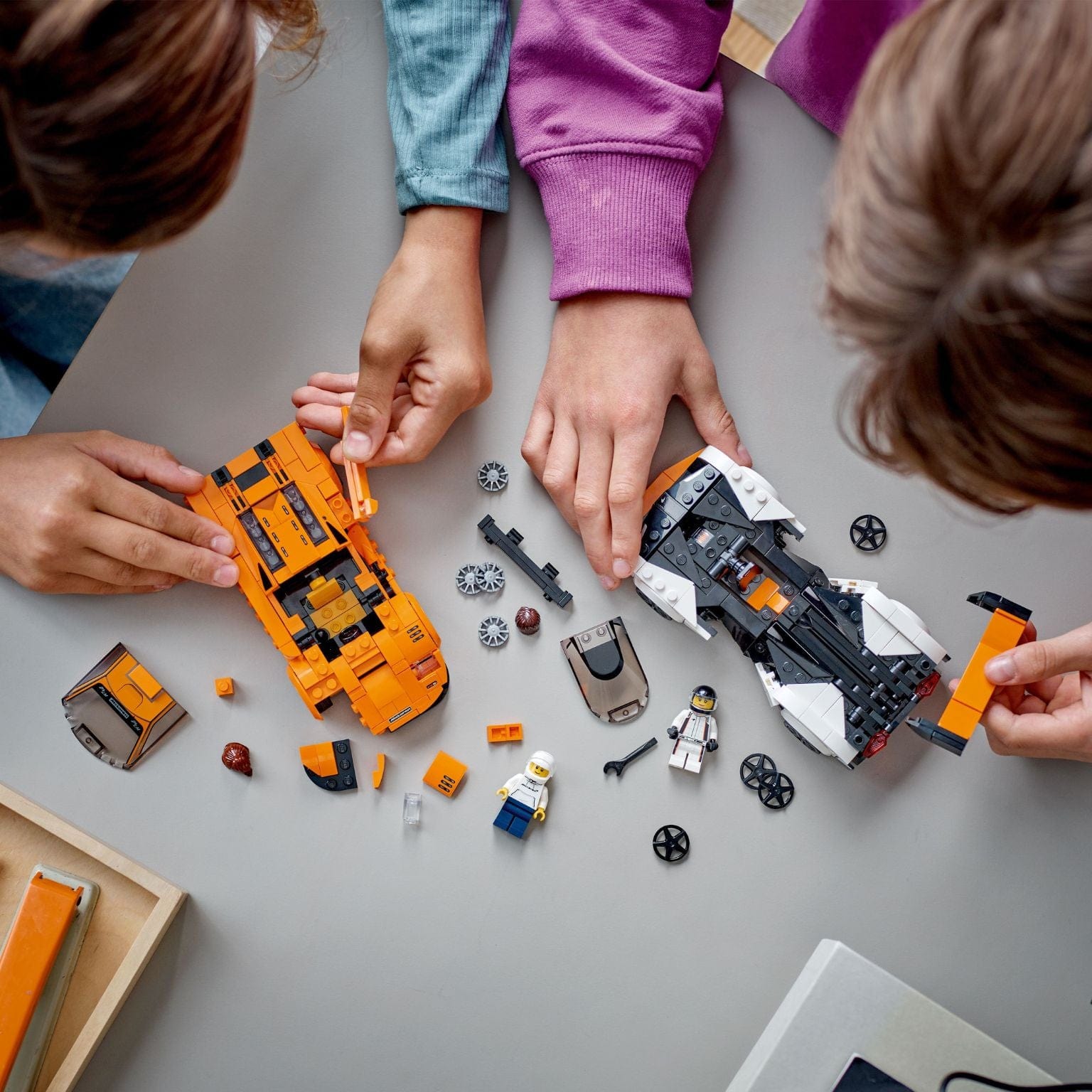 Lego Speed Champions Mc Laren Solus Gt E Mc Laren F1 Lm 76918 ( Imagem 2 de 4 ) - Preview