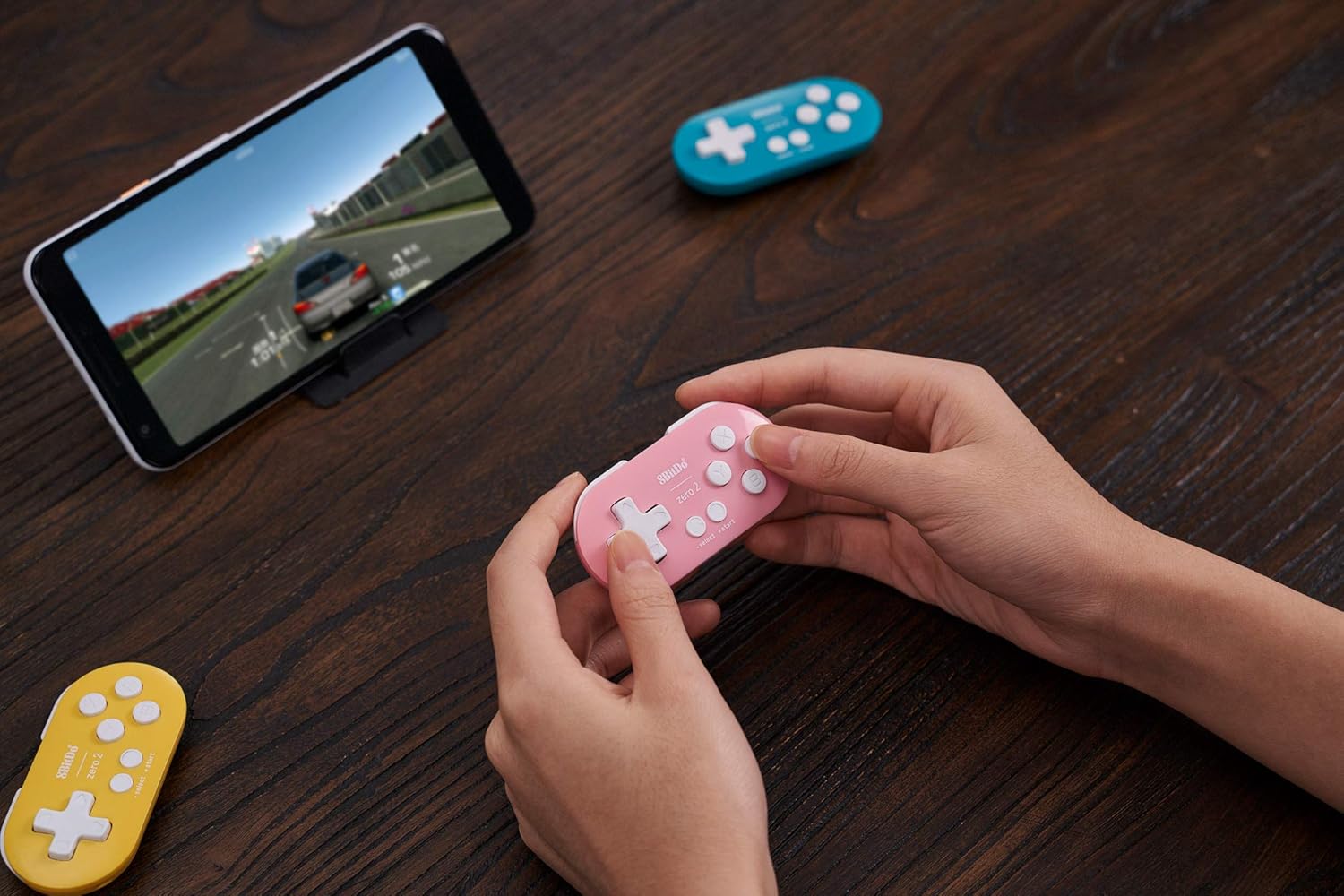 Comando 8BitDo Zero 2 Bluetooth Gamepad Mini Controller Switch/Windows/Android ( Imagem 2 de 4 ) - Preview