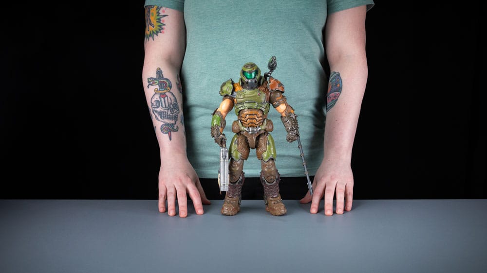 Action-Figure Doom 1/6 Doomslayer Exclusive 30 cm ( Imagem 3 de 4 ) - Preview