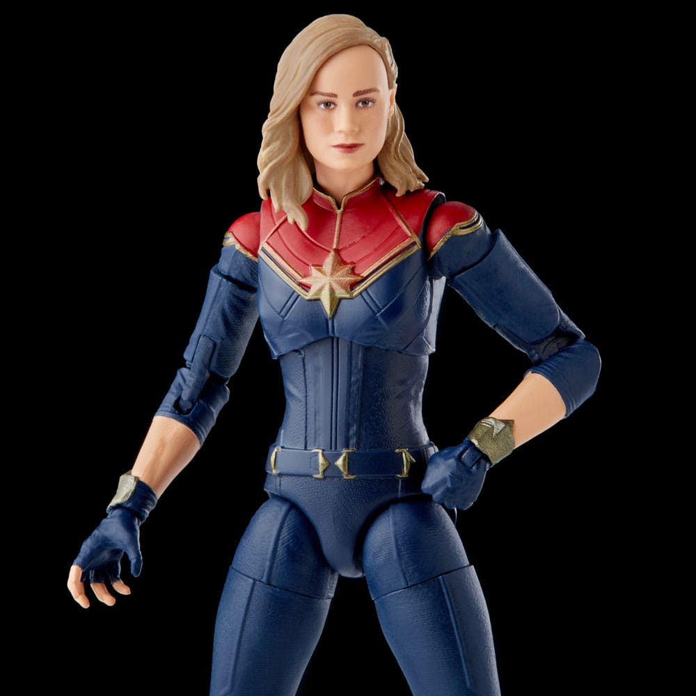 Action-Figure Marvel Legends The Marvels Captain Marvel (BAF: Totally Awesome Hulk) ( Imagem 4 de 4 ) - Preview