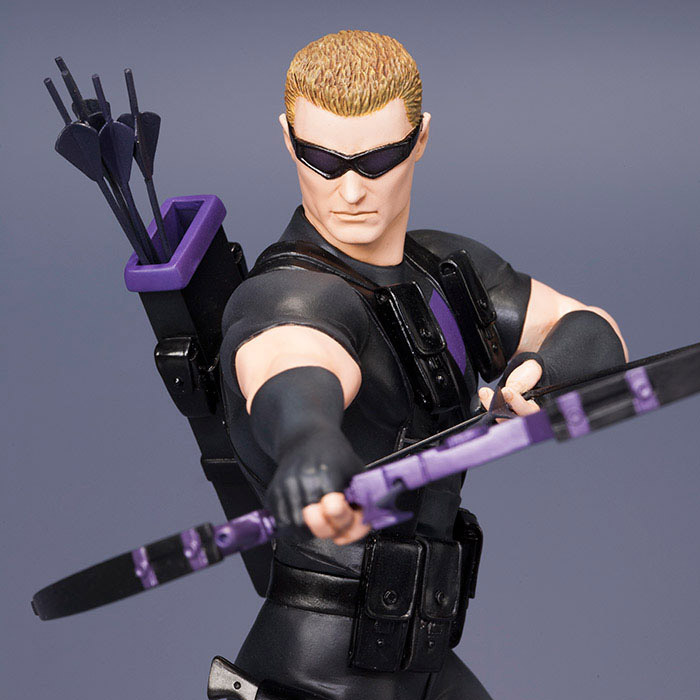 Estátua Marvel Comics ARTFX+ 1/10 - Hawkeye (Avengers Now) 19 cm ( Imagem 4 de 4 ) - Preview