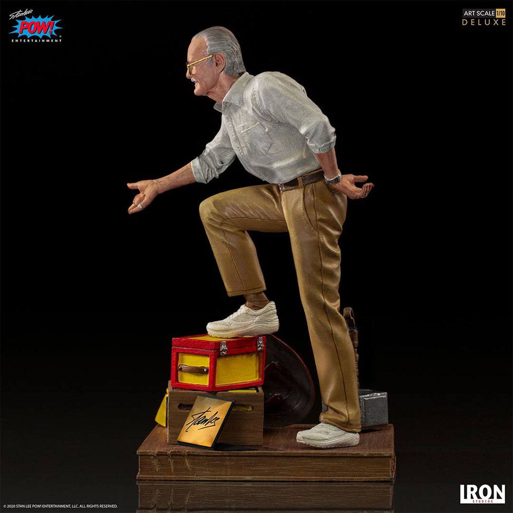 Estátua Marvel Deluxe Art Scale 1/10 - Stan Lee 21 cm ( Imagem 3 de 4 ) - Preview