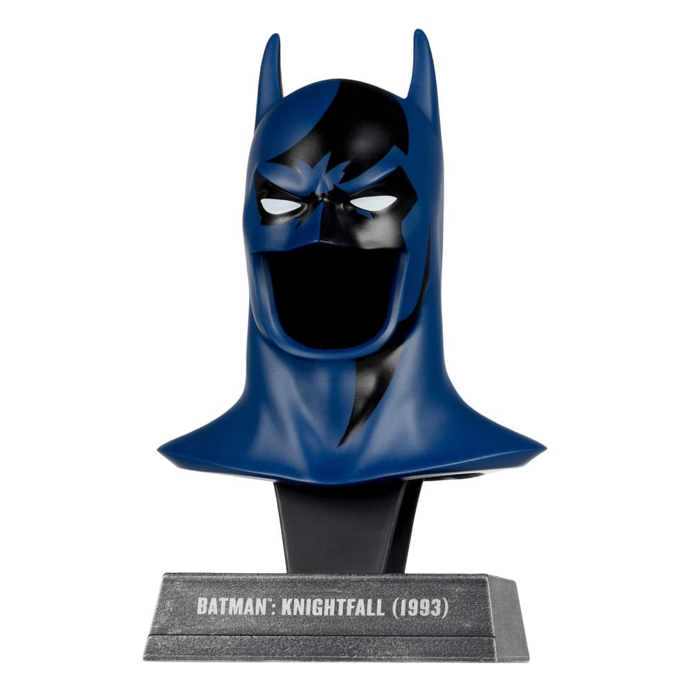 Réplica Miniatura Batman Knightfall DC Direct 1/3 Batman Cowl 19 cm ( Imagem 3 de 4 ) - Preview