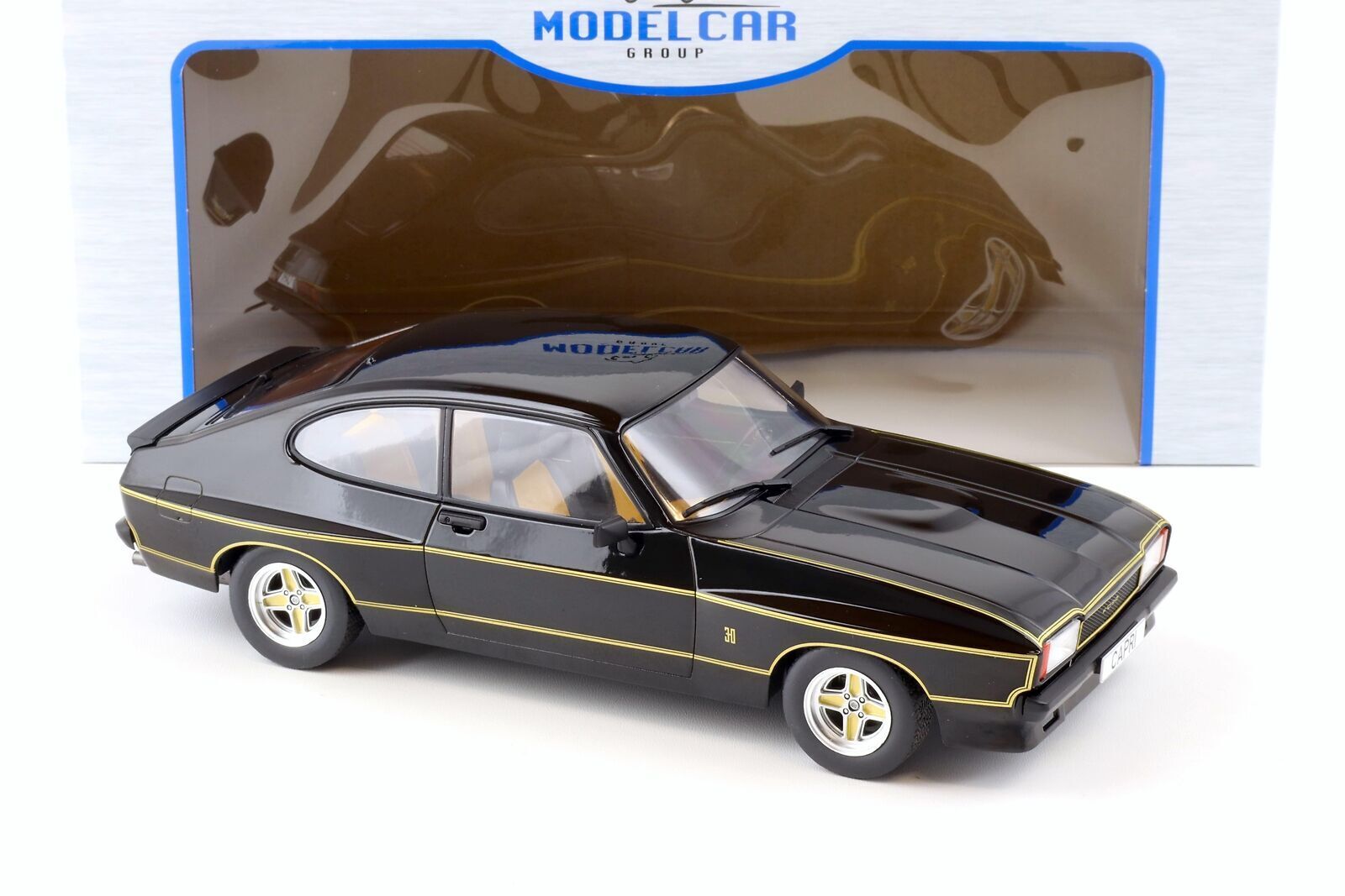 Model Car Ford Capri MK II X-Pack 1975 Black/Gold 1:18 ( Imagem 2 de 2 ) - Preview