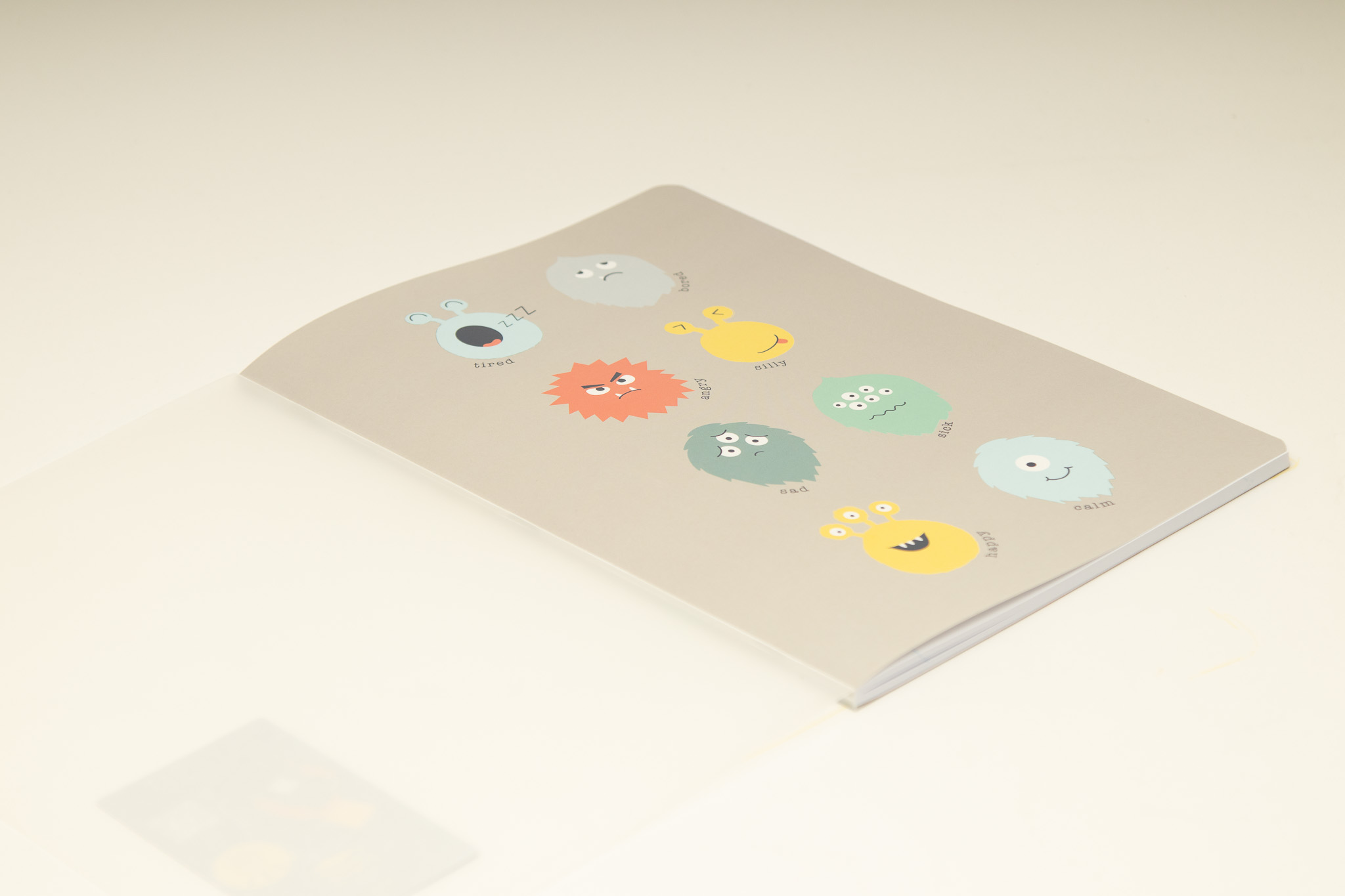 Caderno A4 Agrafado Pautado com Capa em Pp 48F/90G - B'Log Play Me Monstros ( Imagem 3 de 4 ) - Preview