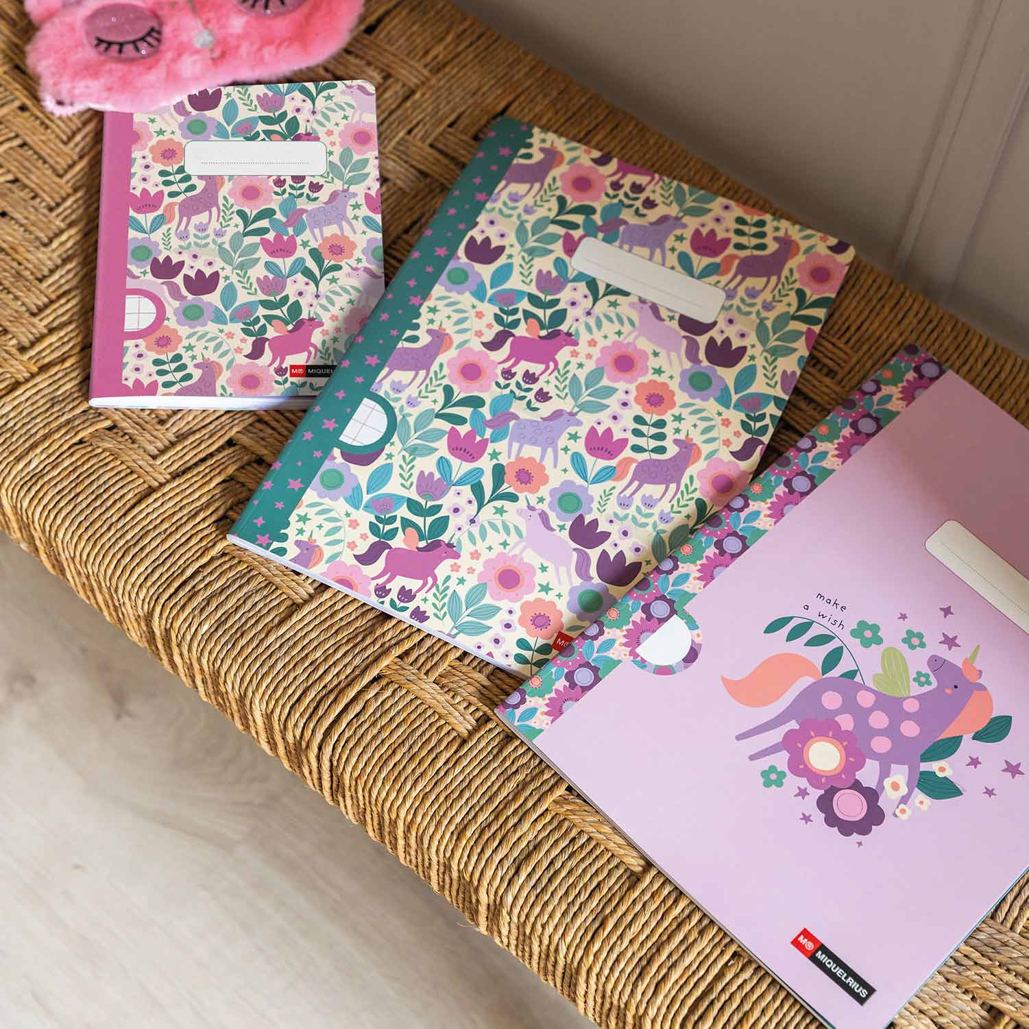 Caderno A5 Agrafado Miquelrius Magic Unicorn Flower Pautado 48Fl 90G Mr8372 ( Imagem 4 de 4 ) - Preview
