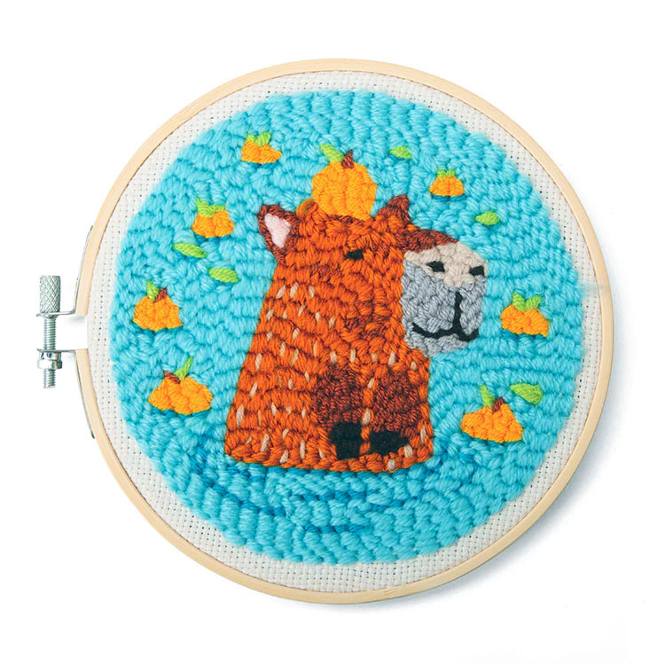 Kit Punch Needle Kikkerland Com Moldura Circular 15Cm Capivara Blister Gg279 ( Imagem 2 de 3 ) - Preview