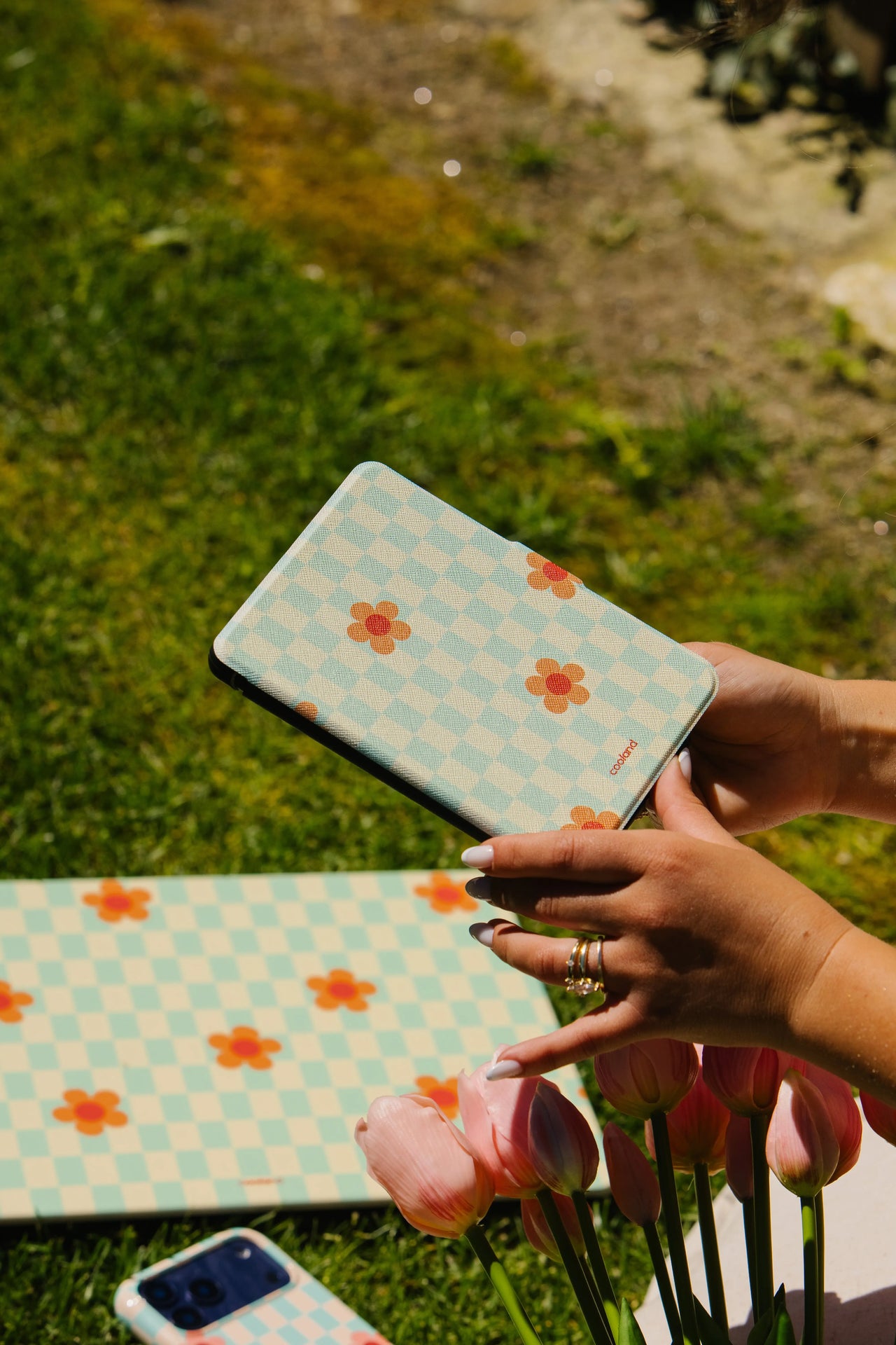 Capa COOLAND COZY BLOOM para Kobo Libra Colour/2 ( Imagem 2 de 4 ) - Preview