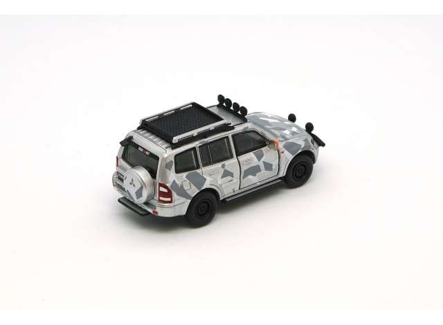 BM Creations Mitsubishi Pajero 3Gen Ice pack LHD 1:64 ( Imagem 2 de 2 ) - Preview