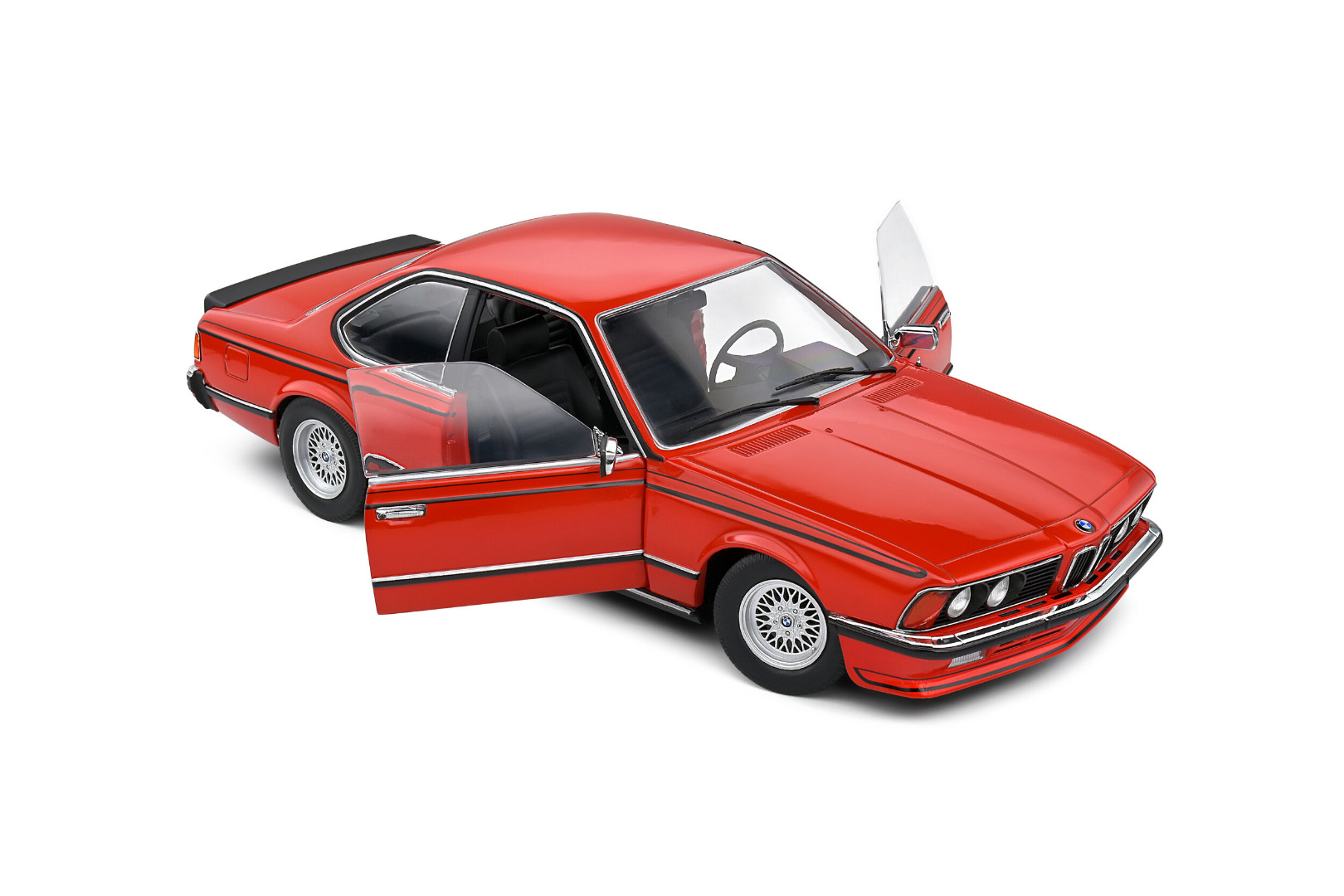 Solido BMW 635 CSI (E24) 1984 Red 1/18 ( Imagem 4 de 4 ) - Preview