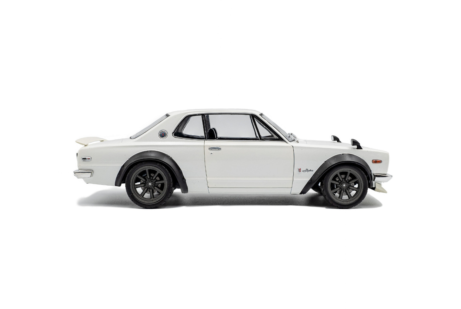 Solido Nissan Skyline (C10) Hakosuka Solido Works 1970 1:18 ( Imagem 3 de 4 ) - Preview