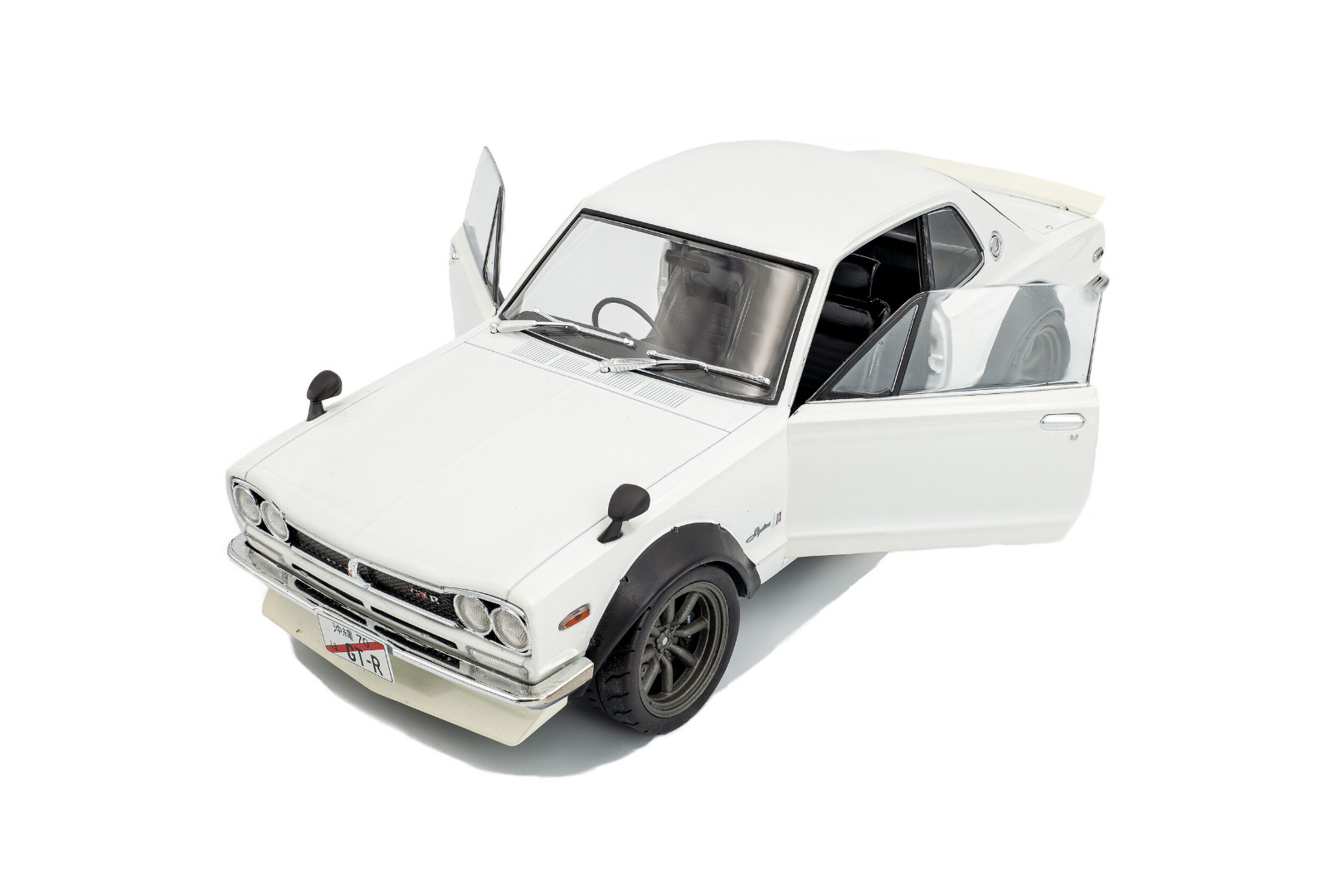 Solido Nissan Skyline (C10) Hakosuka Solido Works 1970 1:18 ( Imagem 4 de 4 ) - Preview