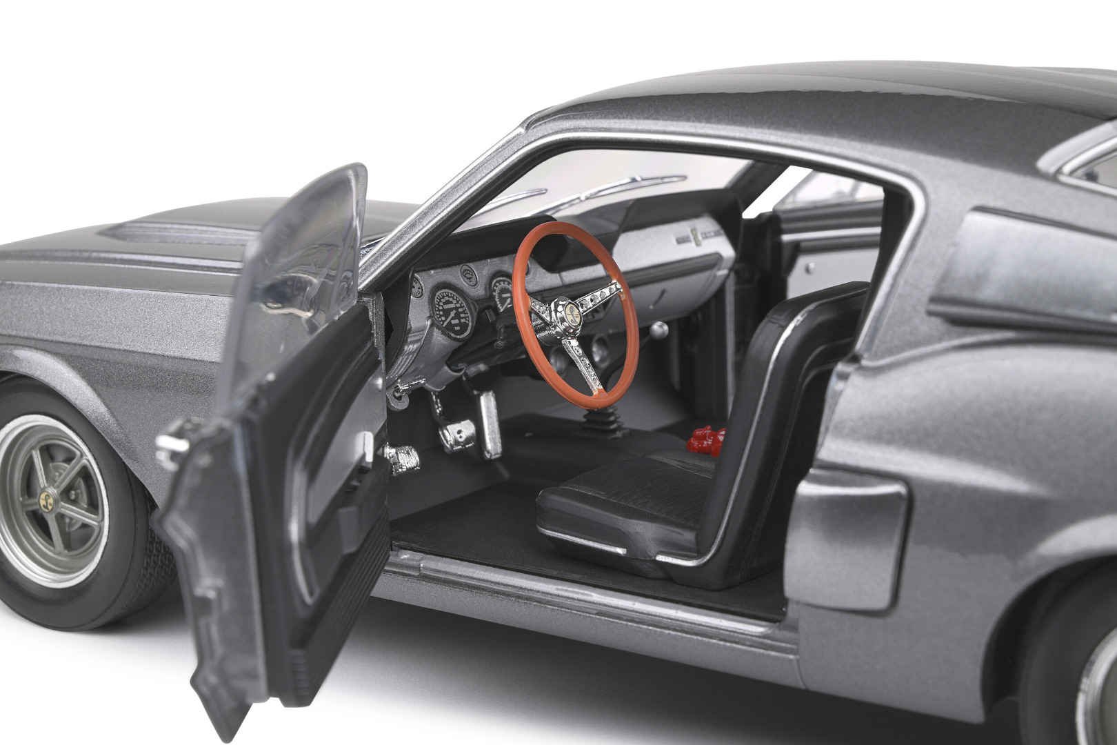 Solido Shelby GT500 Mustang 1967 1/18 ( Imagem 4 de 4 ) - Preview