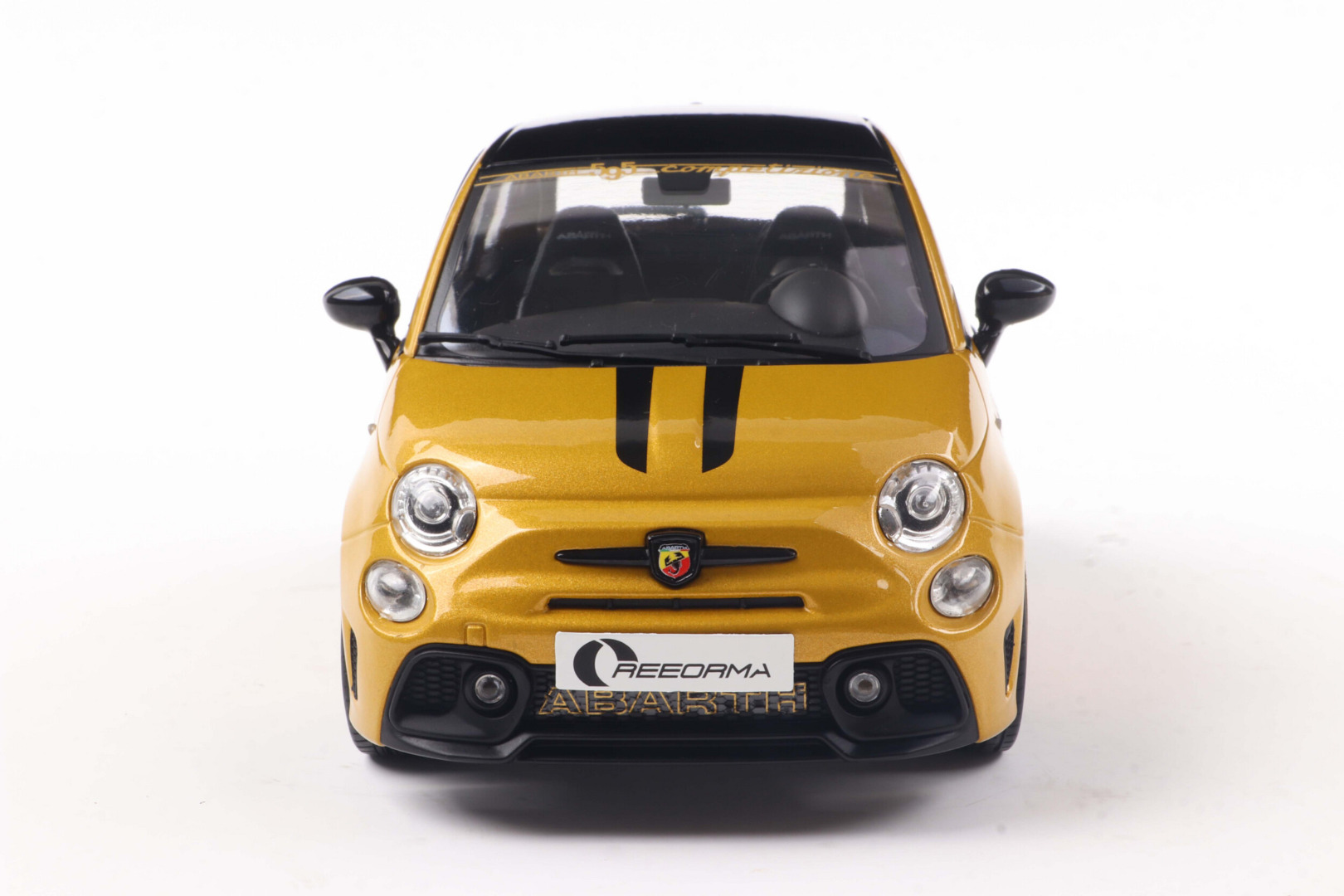 Solido Fiat F595 Abarth 2024 Solido Works Yellow 1/18 ( Imagem 4 de 4 ) - Preview