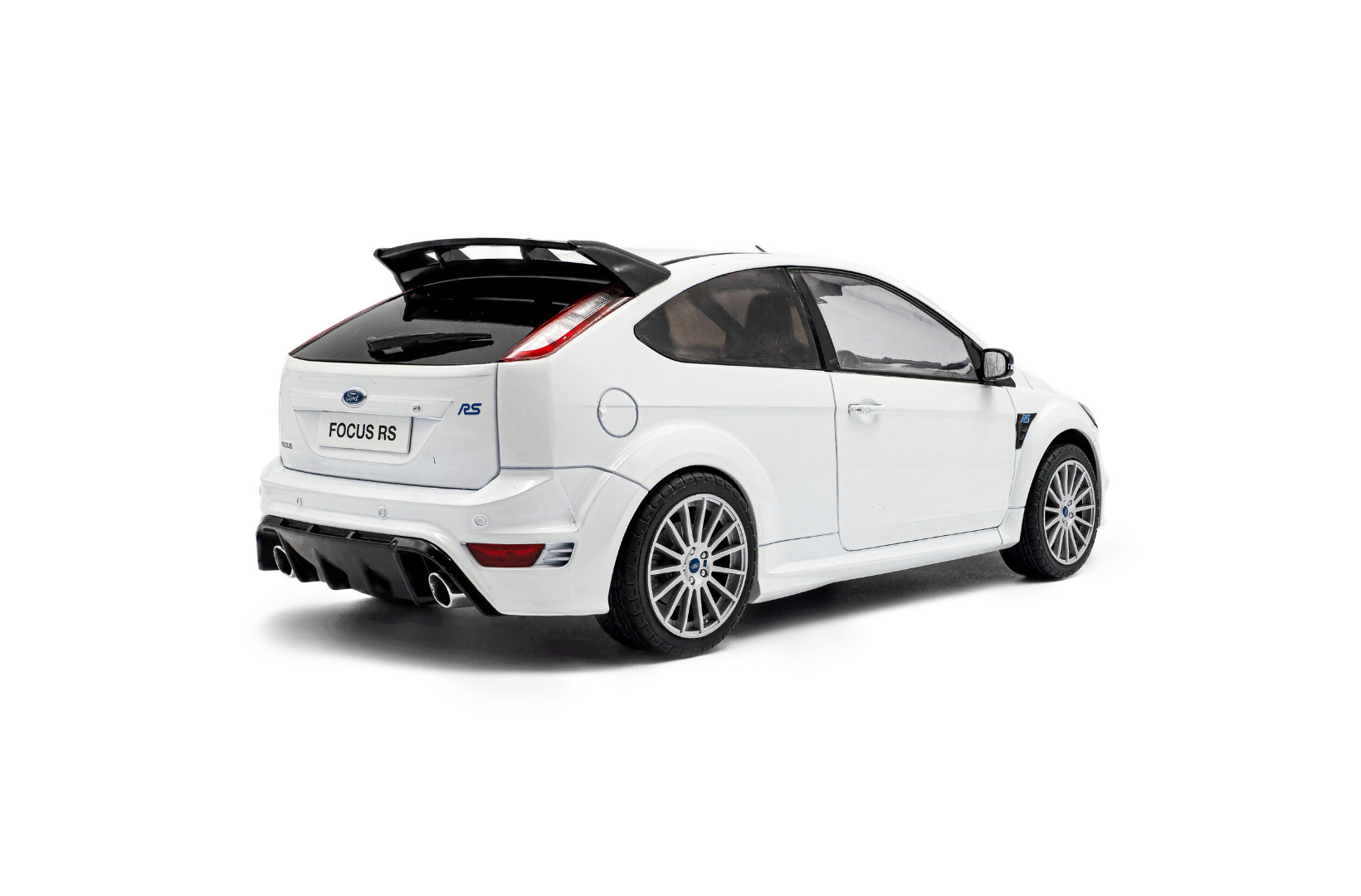 Solido Ford Focus RS MK2 2009 Branco 1:18 ( Imagem 2 de 4 ) - Preview