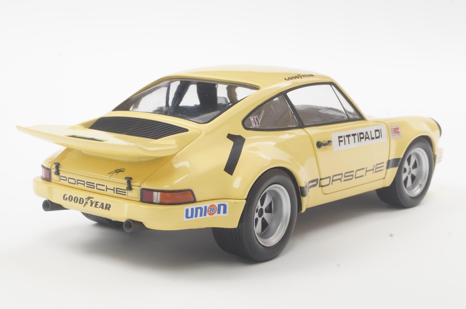 Solido Porsche 911 Iroc 1974 #1 Fittipaldi Yellow 1/18 ( Imagem 2 de 4 ) - Preview