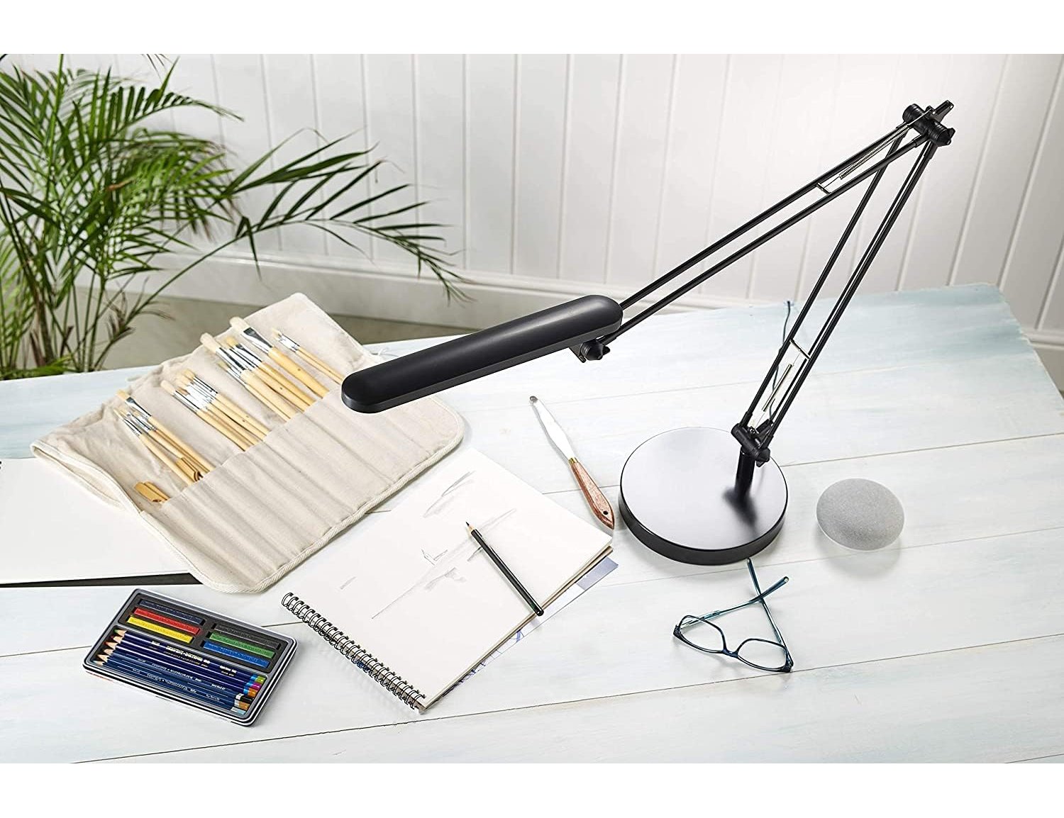 Candeeiro de escritorio uniluxled 5,6w duplo braco articulado abs e aluminio cinza metalizado base 19cm diametro ( Imagem 4 de 7 ) - Preview