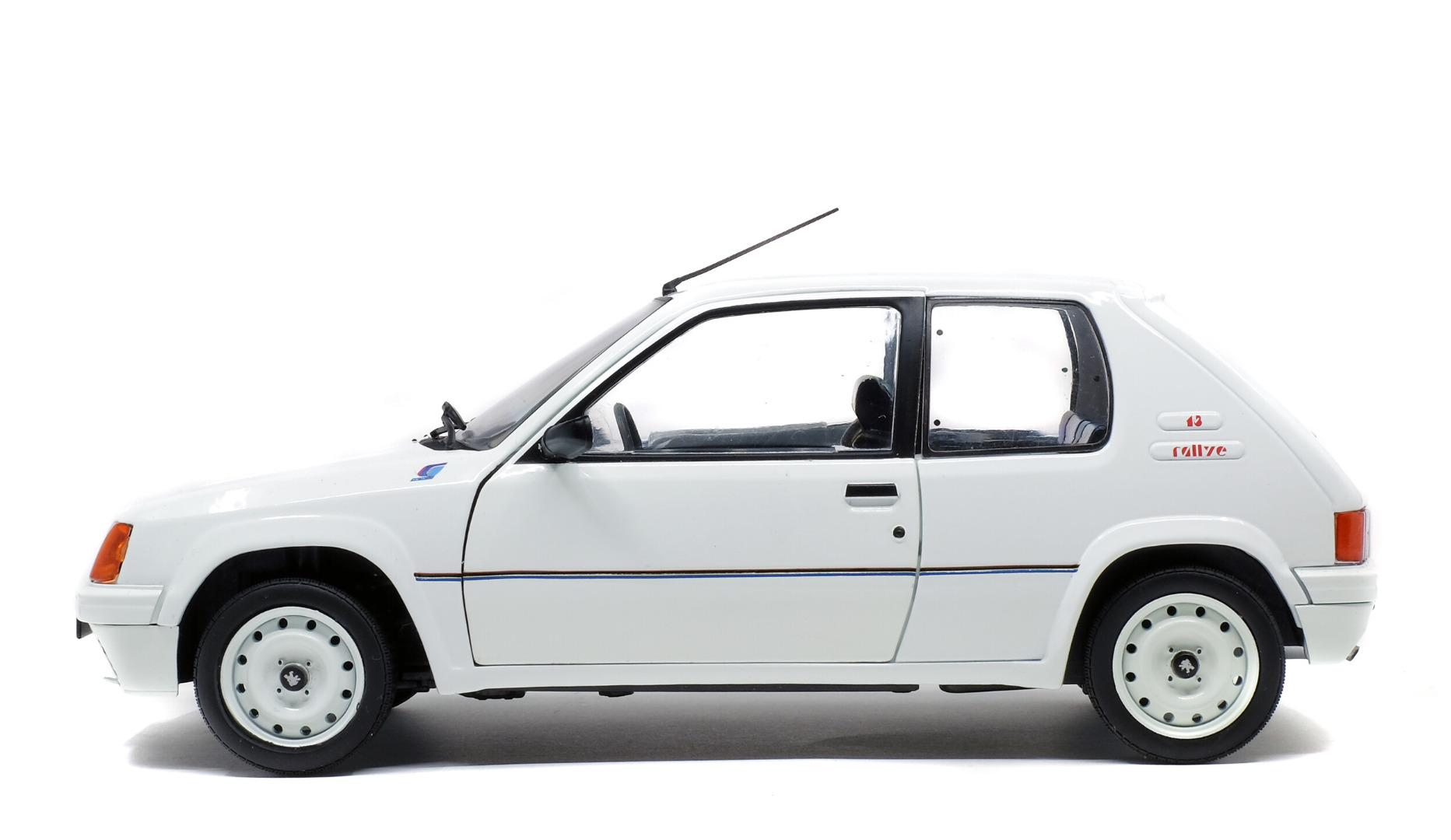 Solido Peugeot 205 Mk.1 1.3L Rallye - 1988 1:18 ( Imagem 3 de 3 ) - Preview