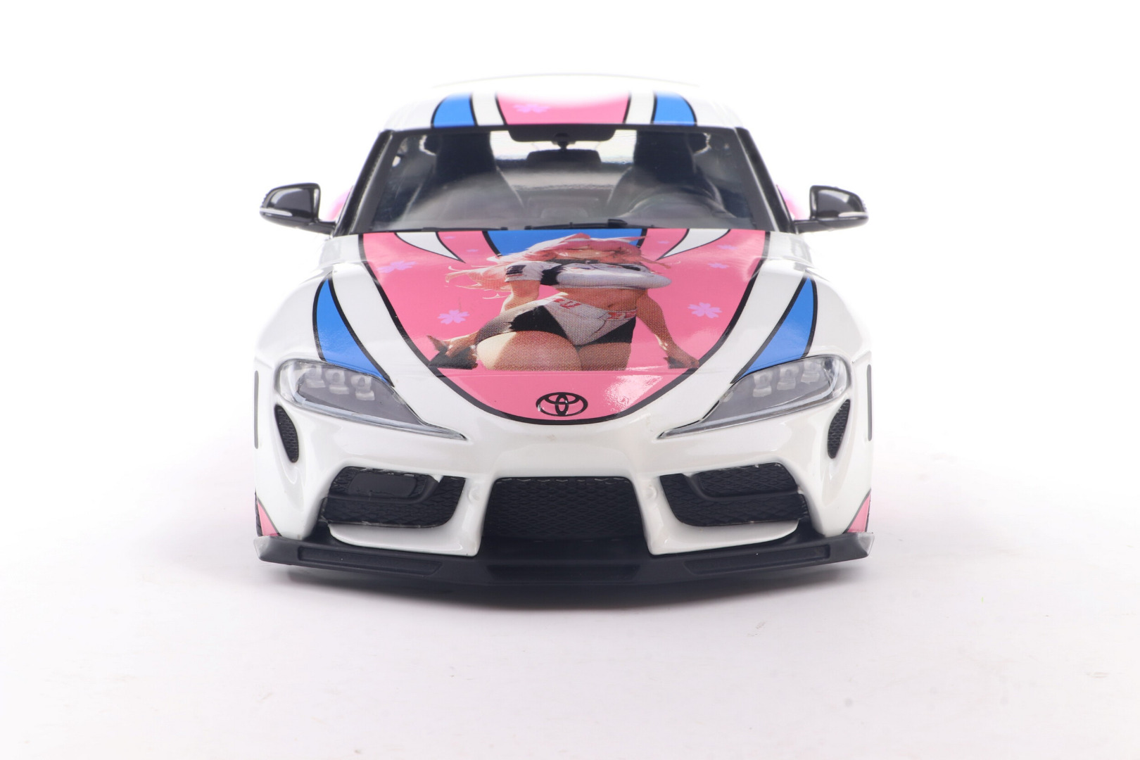 Solido Toyota GR Supra Works Itasha 2024 1:18 ( Imagem 4 de 4 ) - Preview